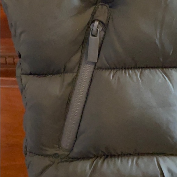 Zara Puffer Vest - Picture 5 of 10